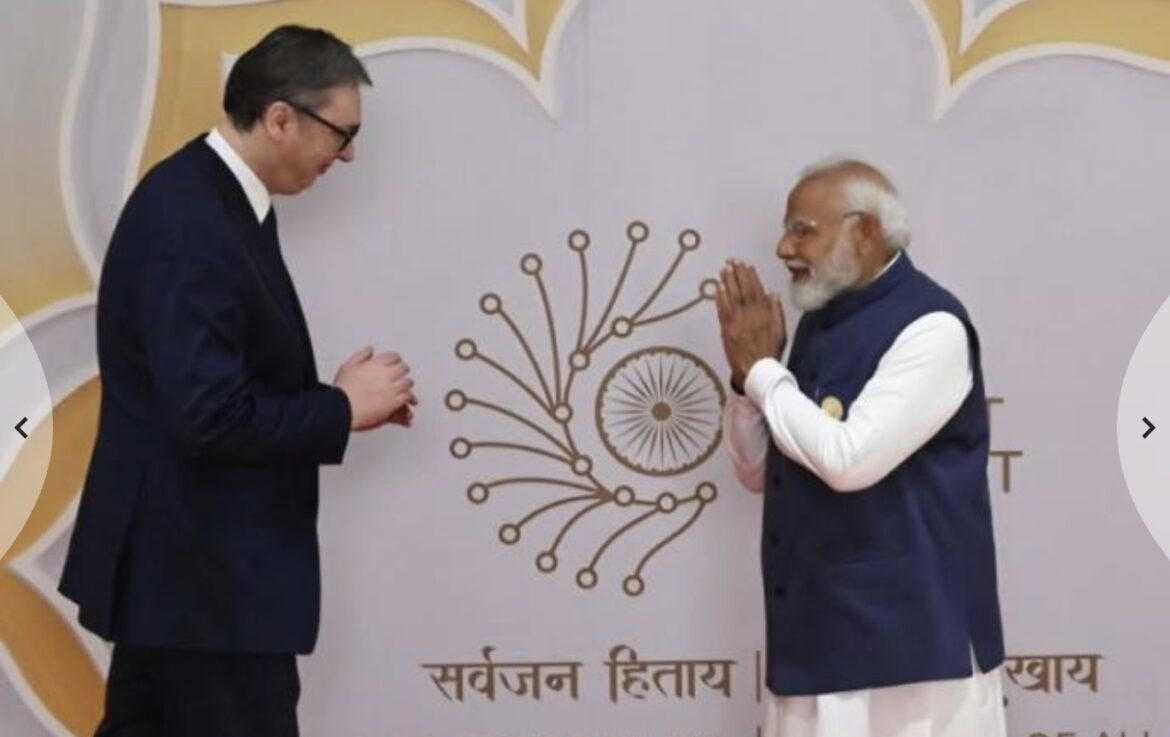 VUČIĆ NA SAMITU U INDIJI: Zahvalan premijeru Indije na prilici da razgovaramo o ključnim temama ovogodišnjeg Samita