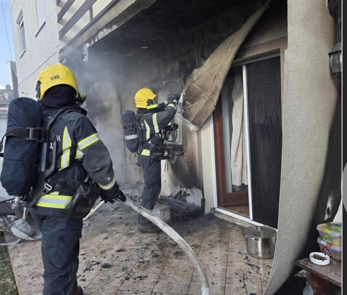 POŽAR NA FASADI U NOVOM SADU Brzom reakcijom vatrogasaca sprečena dalja eskalacija (FOTO)