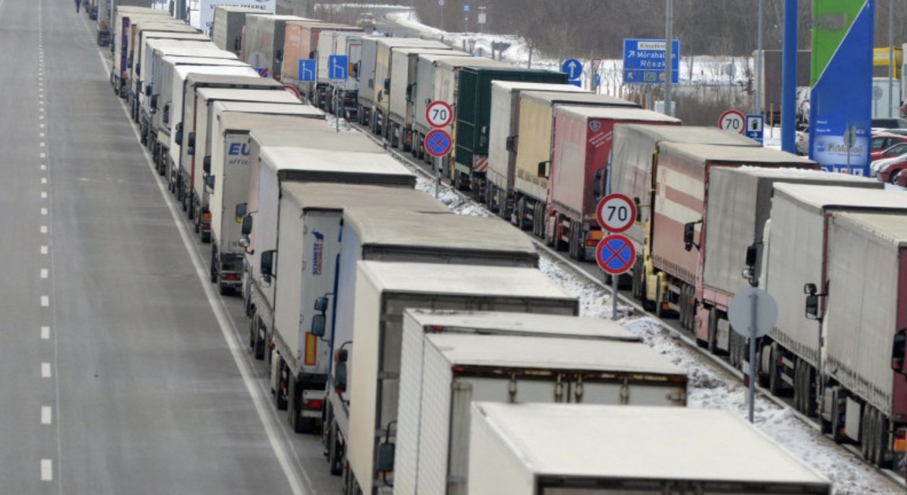 Kolaps na izlazu iz Srbije: Zadržavanja i do 5 sati&hellip;