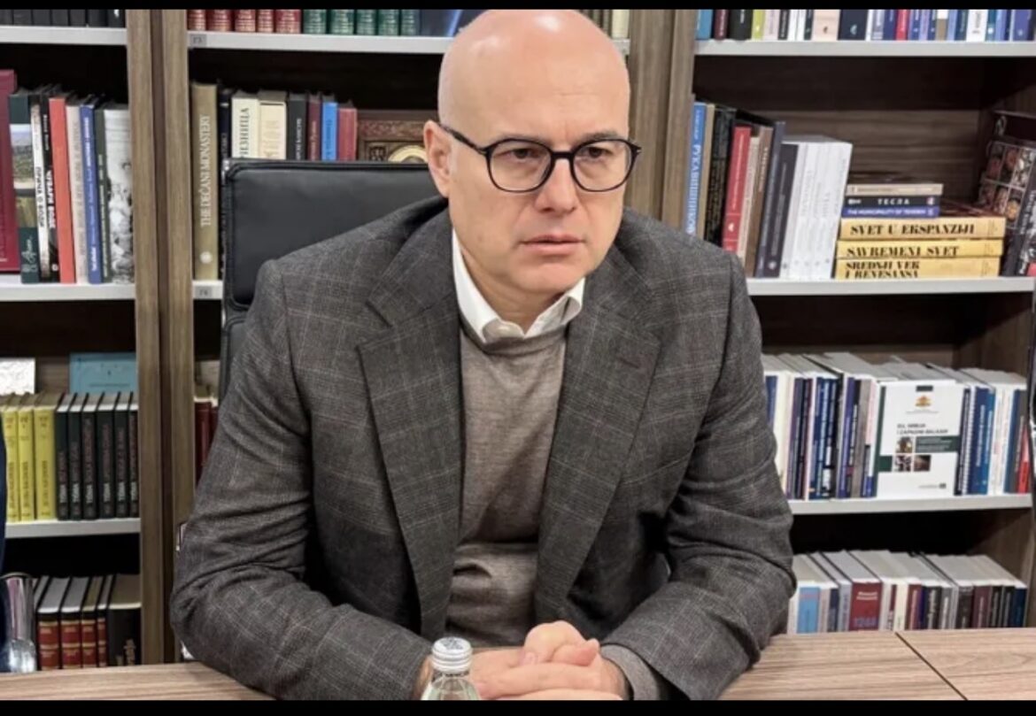 Vučević: Imamo pravo na sećanje, suzu i počast za junake