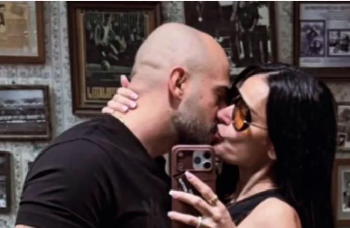 DOK BORA PRIČA O ODNOSU S NJOM, ONA POKAZALA DEČKA!&hellip;