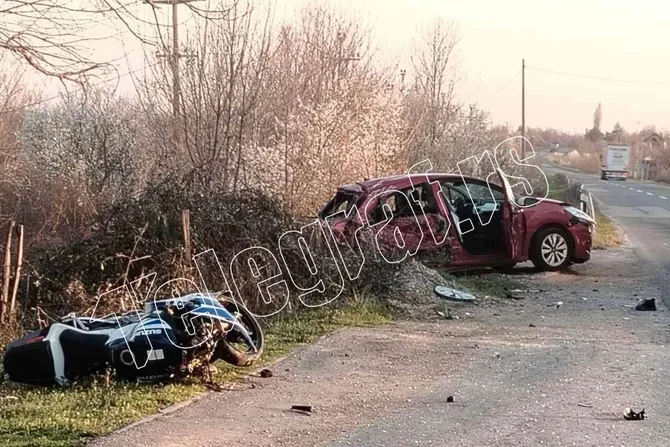 UZNEMIRUJUĆE FOTOGRAFIJE sa lica mesta stravične tragedije: Ovde je poginuo&hellip;