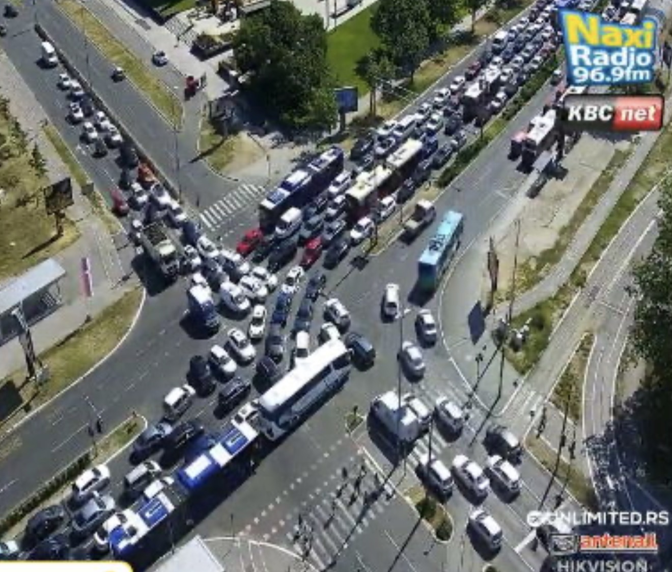 OPŠTI KRKLJANAC U NOVOM BEOGRADU KOD UŠĆA, SVE STOJI! KOLONE&hellip;