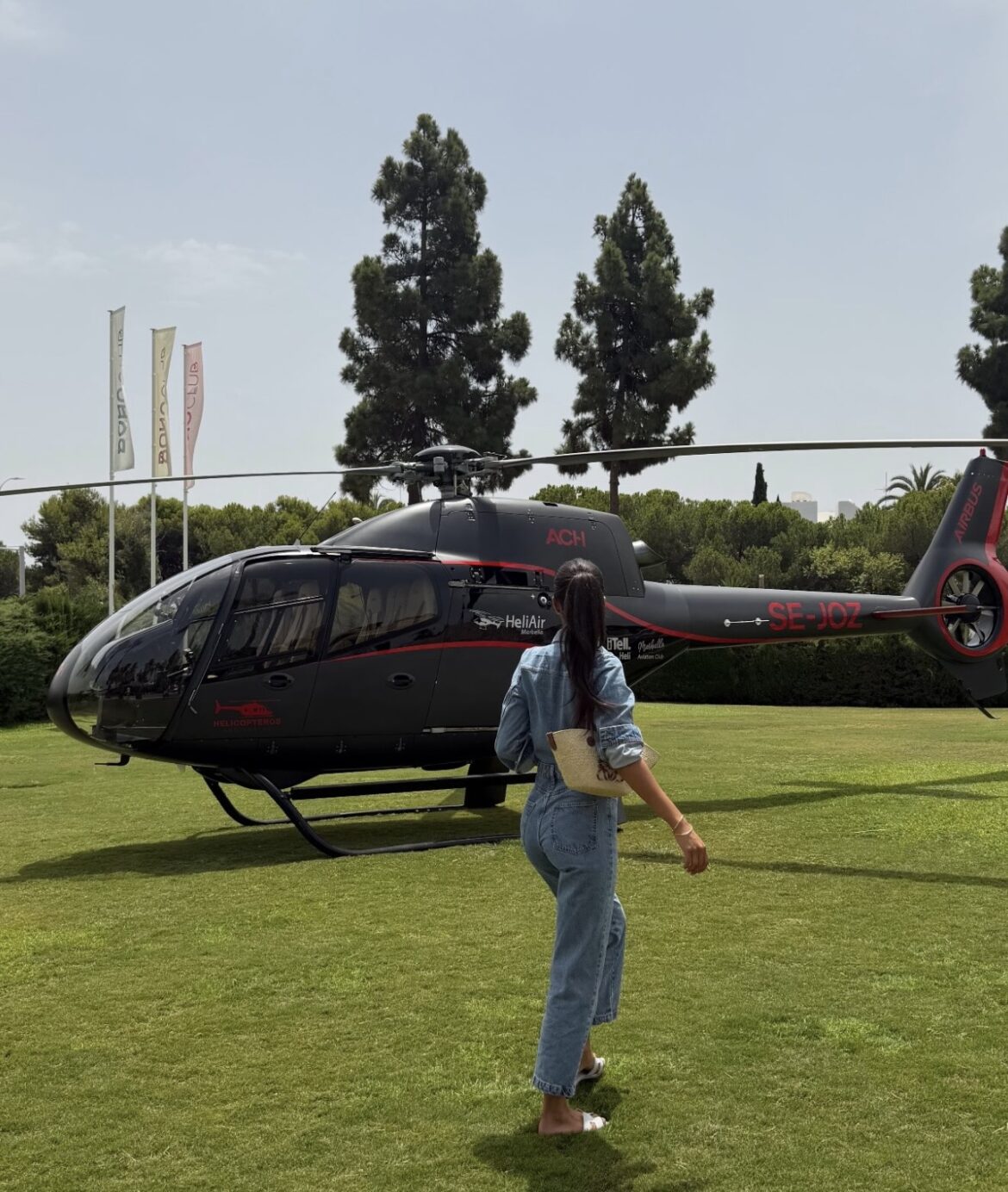 Đina Džinović u Španiji se vozi privatnim helikopterom: Živi kao iz bajke, na rukama stvar od 2.000€