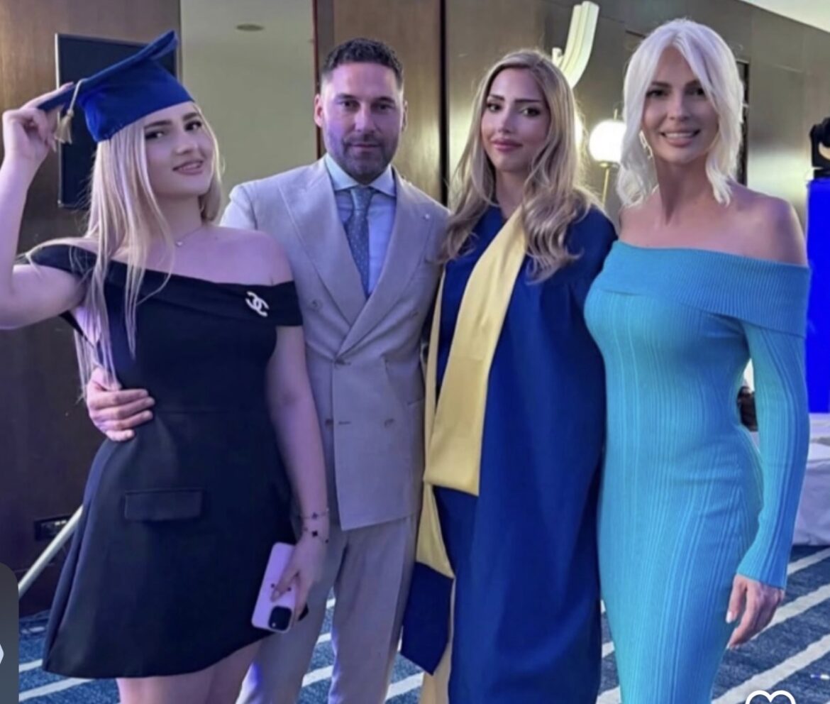 NOVI DETALJI SLAVLJA! Pevač Atini i Niki doneo poklone od 6.000 evra, ni Karleuša i Tošić nisu štedeli: Ni kola, ni stanovi, uspomena za ceo život
