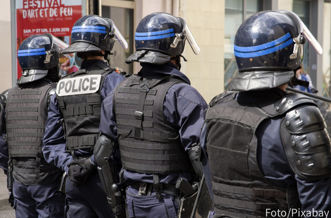 KRVAVI napad u Francuskoj: Izbeglica NASMRT IZBO službenika, jer mu je zahtev ODBIJEN