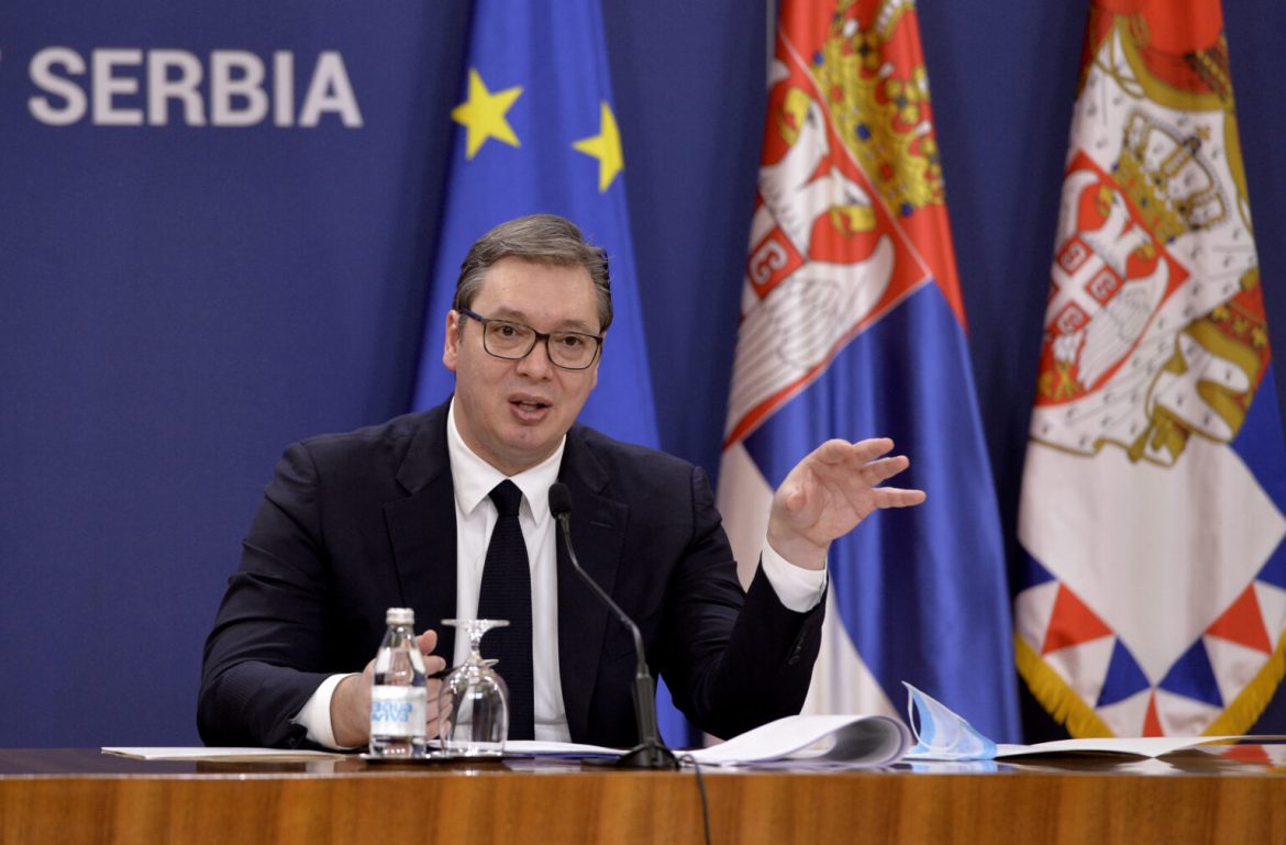 “Važno je da budemo uspešniji u onome što je za građane najbitnije”: Vučić čestitao 100 dana rada Vlade