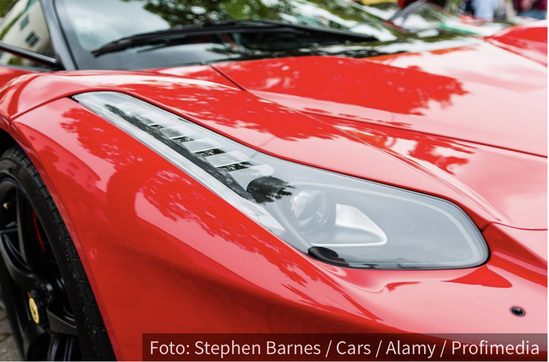 Novi Ferrari V6 hibrid krije 700 KS ispod haube (VIDEO)