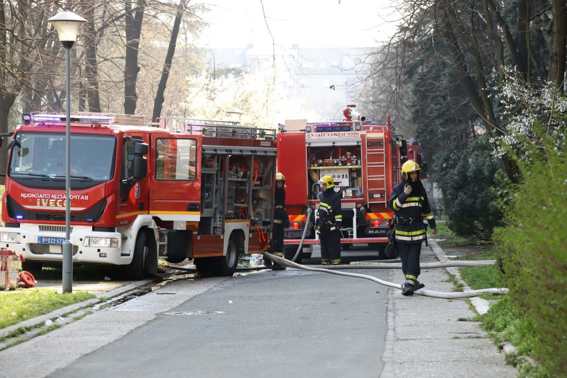 Drama u Novom Pazaru: Zapalile se zgrada i kuća PUNA LJUDI, ima žrtava!