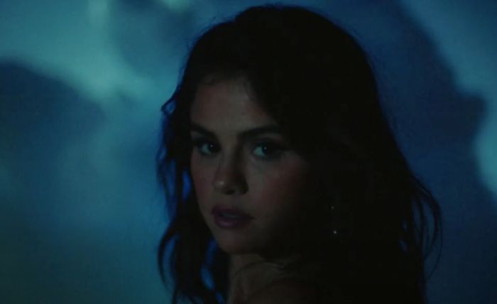 Selena Gomez oduševila fanove: Stigao novi singl na španskom!