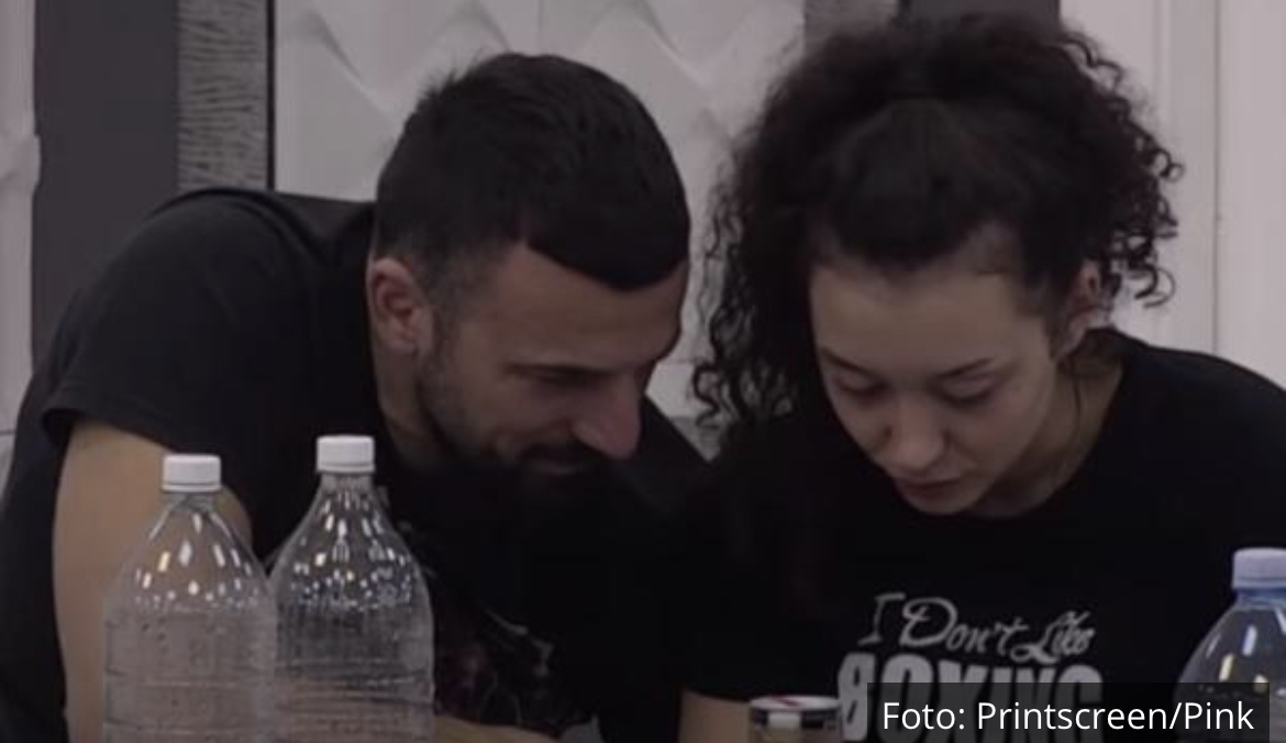 PAULA PRIZNALA DA JE ZALJUBLJENA U VLADIMIRA! Plaši se njegovog ponašanja, Car ju je hrabrio: Otkrio da je ZAPRETIO TOMOVIĆU!