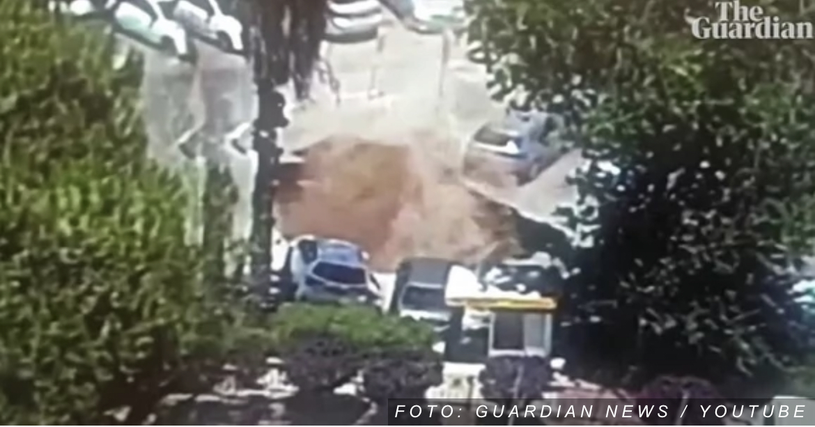 Ogromna rupa otvorila se na parkingu u Jerusalimu, „progutala“ nekoliko automobila (VIDEO)