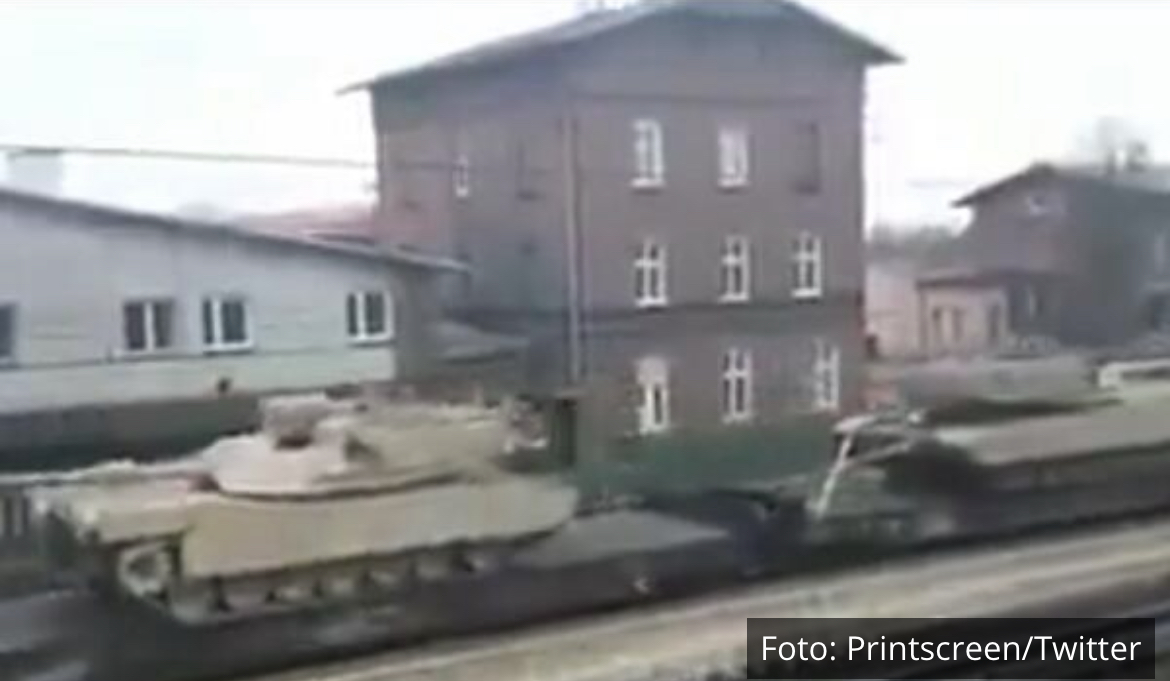DOK SE RUSKA VOJSKA VRAĆA U KASARNE, AMERIČKA NASTAVLJA RASPOREĐIVANJE: Tenkovi Abrams stigli na 20 kilometara od Kalinjingrada!