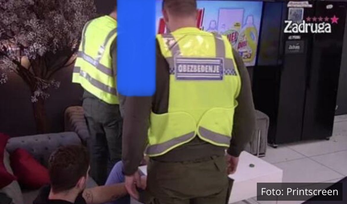 OBEZBEĐENJE ULETELO, OPŠTA POMETNJA: Krle se zaleteo na Mihića, pa udario NAJNIŽE (VIDEO)