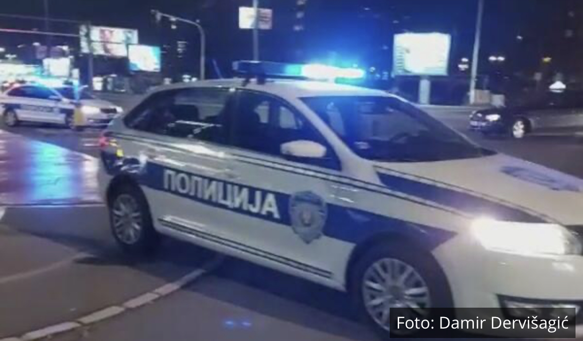 JAKE SNAGE POLICIJE KOD TC UŠĆE: Otkrivamo šta se desilo u šoping molu večeras! VIDEO, FOTO