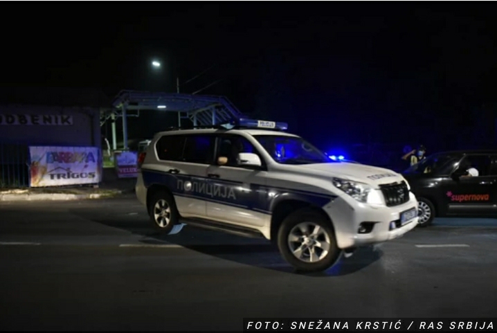 VOZIO 100 NA SAT, POVREDIO MAJKU I DVOJE DECE Teška nesreća kod Ćićevca, vozač koji je izazvao udes bio pod uticajem alkohola