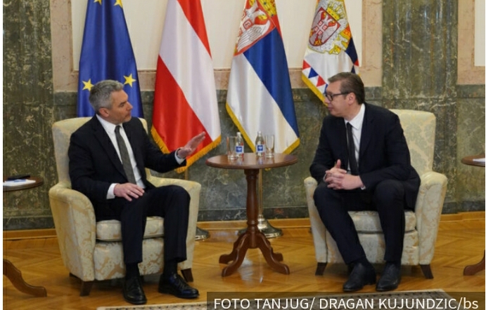 VAŽAN SUSRET: Vučić razgovarao sa kancelarom Austrije Karlom Nehamerom (FOTO)