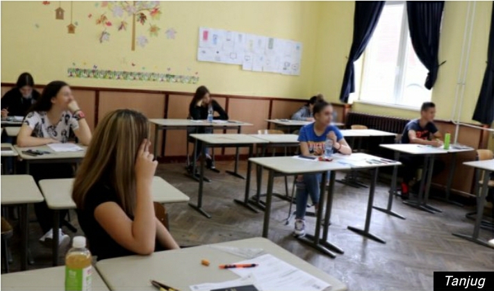 EVO KADA ĆE SE ODRŽATI PROBA MALE MATURE! Učenici polažu srpski jezik, matematiku i kombinovani test