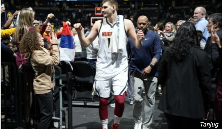OVACIJE ZA JOKIĆA! Srbin ispisao ISTORIJU NBA! Ameri u transu! Ni Džordan, ni Lebron – NIKOLA! (VIDEO)