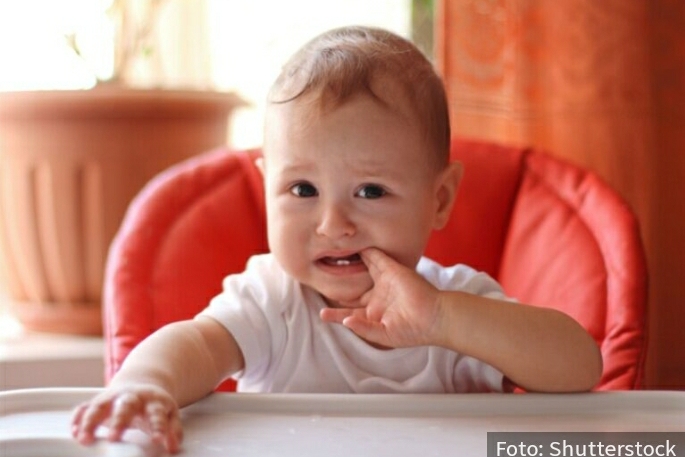 Može biti veoma BOLNO za dete: Šta svaki roditelj treba da zna o nicanju ZUBIĆA kod bebe?