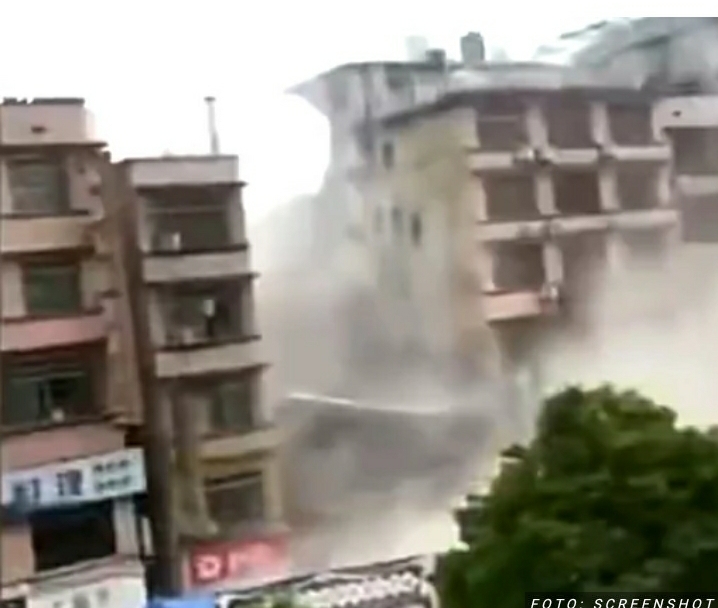 TEŠKA NESREĆA Srušila se zgrada u Kini, u toku akcija spasavanja zarobljenih pod ruševinama (VIDEO)