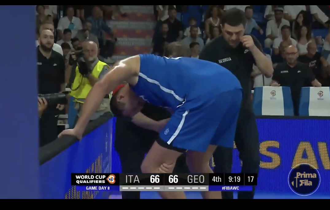Užasne scene: Italija u suzama, teška povreda jedne od najvećih zvezda Evrope, neće iči na Evrobasket!