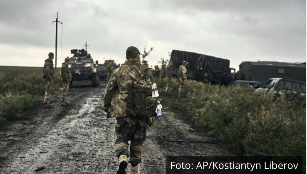 RUSI SVE VIŠE RIZIKUJU I GUBE U UKRAJINI? Novi izveštaj obaveštajaca ukazuje slabost vojne taktike Moskve