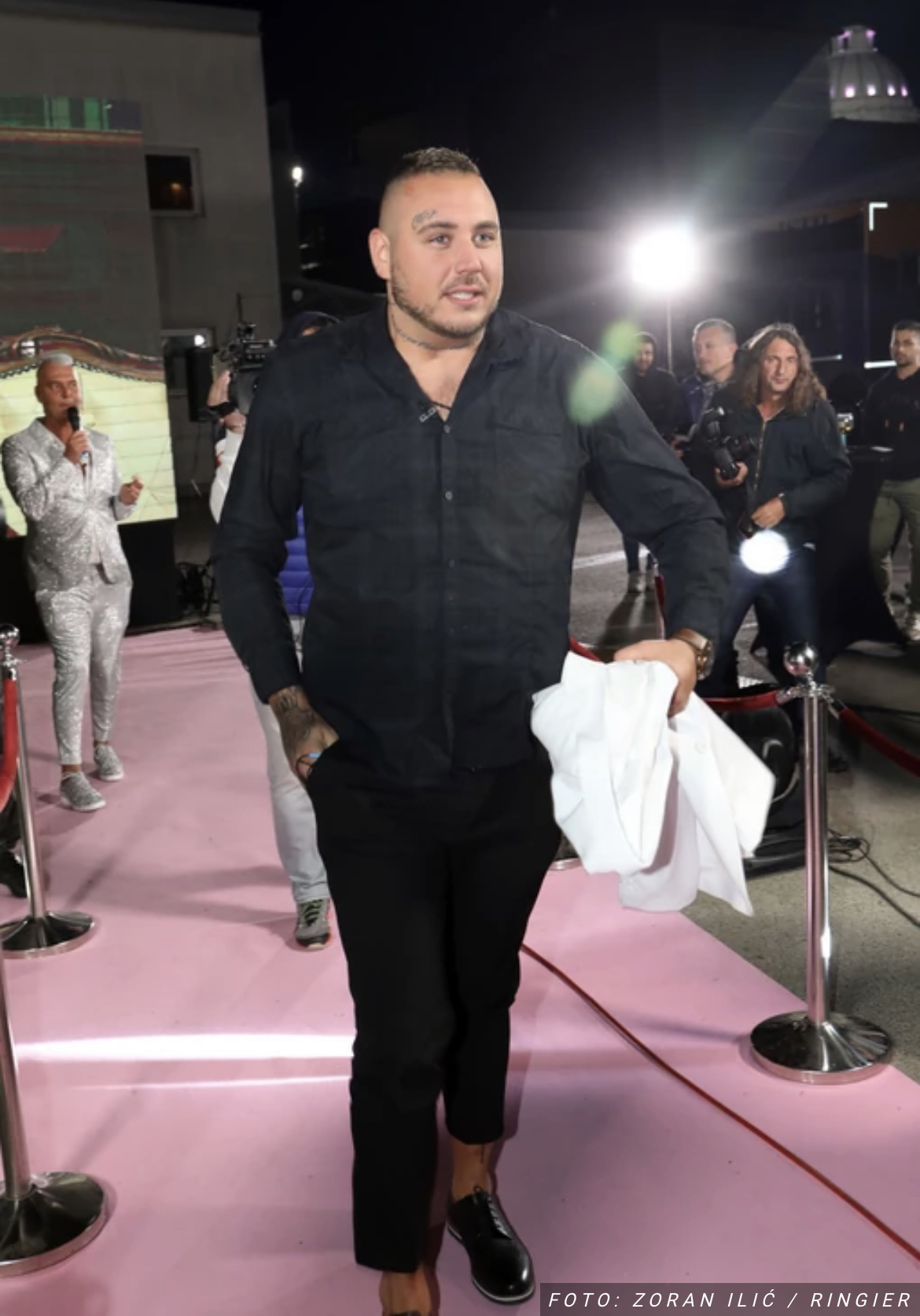 FILIP CAR NIJE ŠTEDEO ZA RAZUZDANU ŽURKU Evo koliko je iskeširao za 29. rođendan! Okupio POLA ZADRUGE