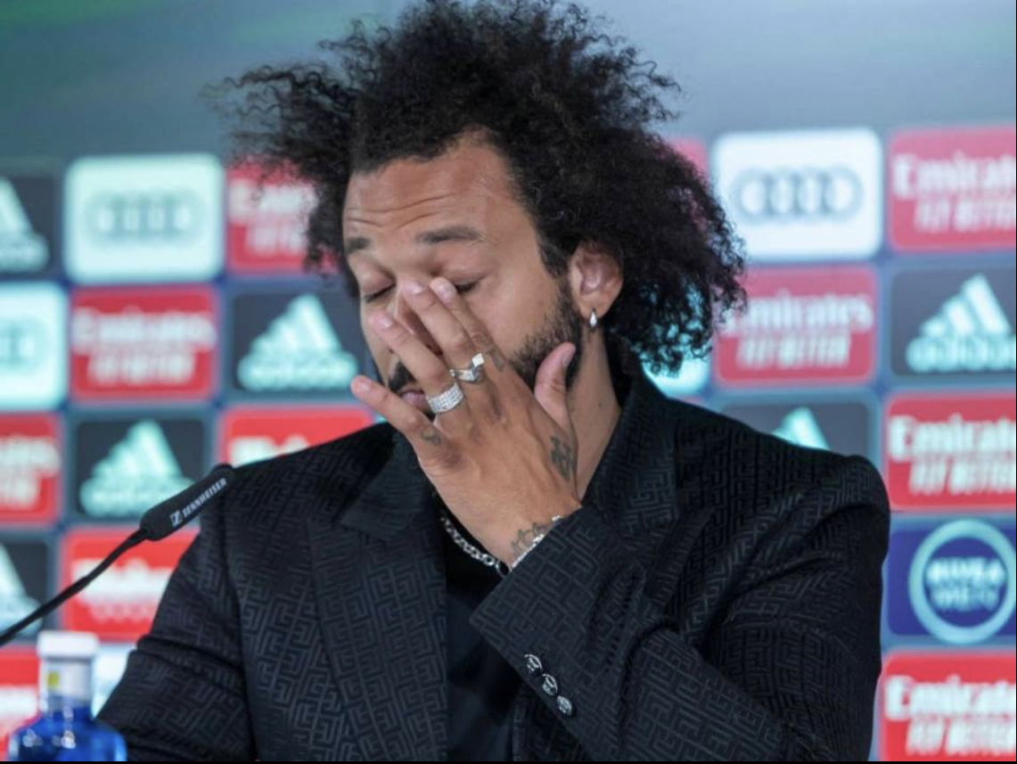 BOMBA NA BALKANU – LEGENDA REAL MADRIDA OBLAČI CRVENO-BELI DRES: Brazilac posle PET Liga šampiona stiže na novi zadatak!