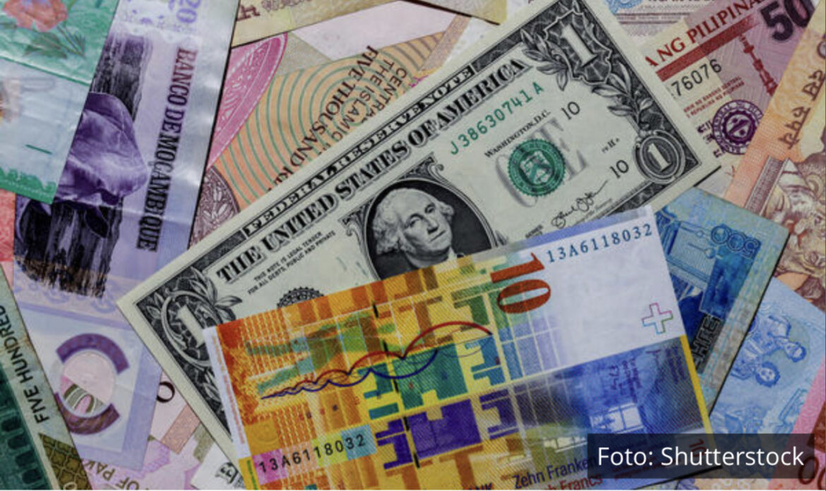 IZNENAĐENJE U MENJAČNICAMA: Ne bi vam ni na pamet palo da dolar u Srbiji jutros košta ovoliko po srednjem kursu