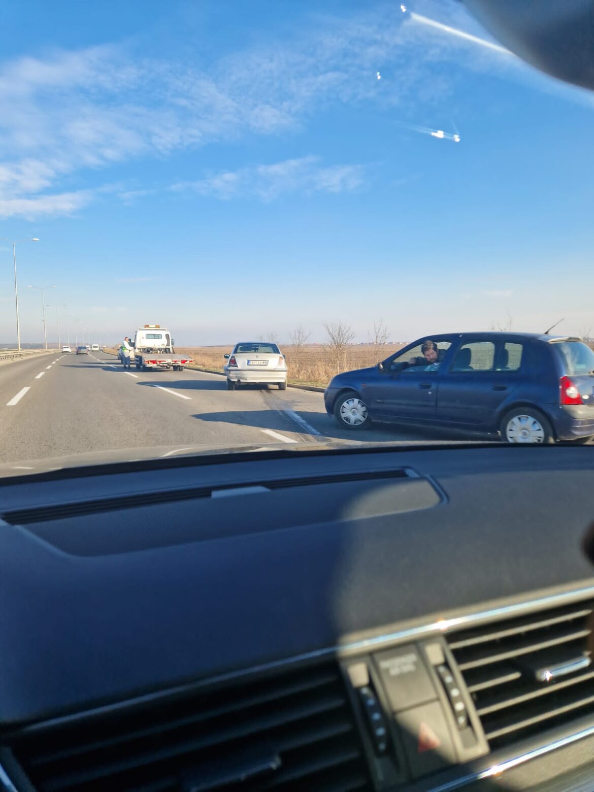 LANČANI SUDAR POSLE PUPINOVOG MOSTA U PRAVCU BORČE /FOTO/