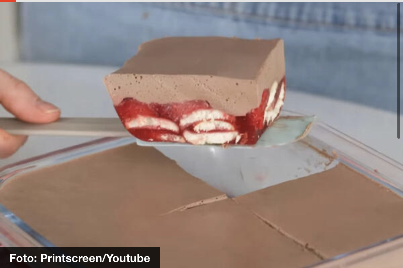OBRNUTI ČIZKEJK OČARAO SVET! Brz i jednostavan recept za kojim&hellip;