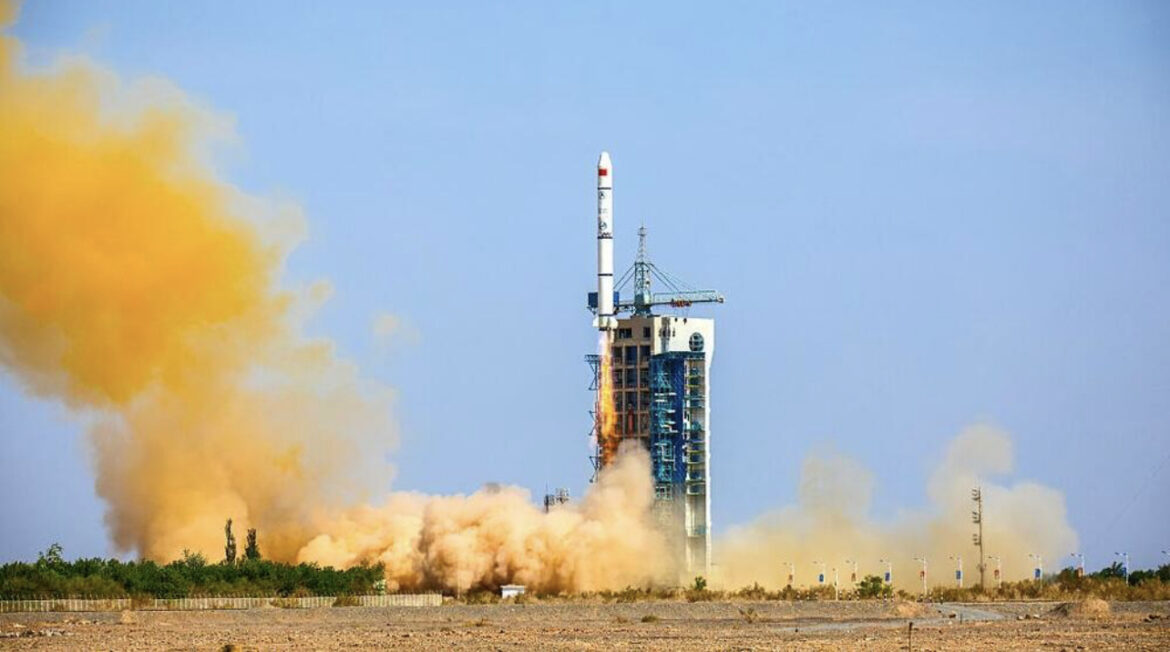Kina lansirala satelite „Makao Sajens 1”