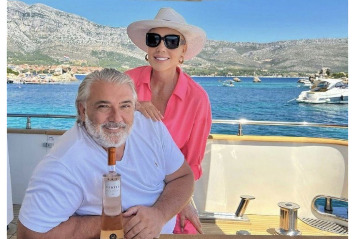 HRVATI BESNI NA BRENU ZBOG NJENE JAHTE! Pevačica se baškari u Opatiji, a plovilo usidrila na drugom mestu i uštedela 26.160 evra! 