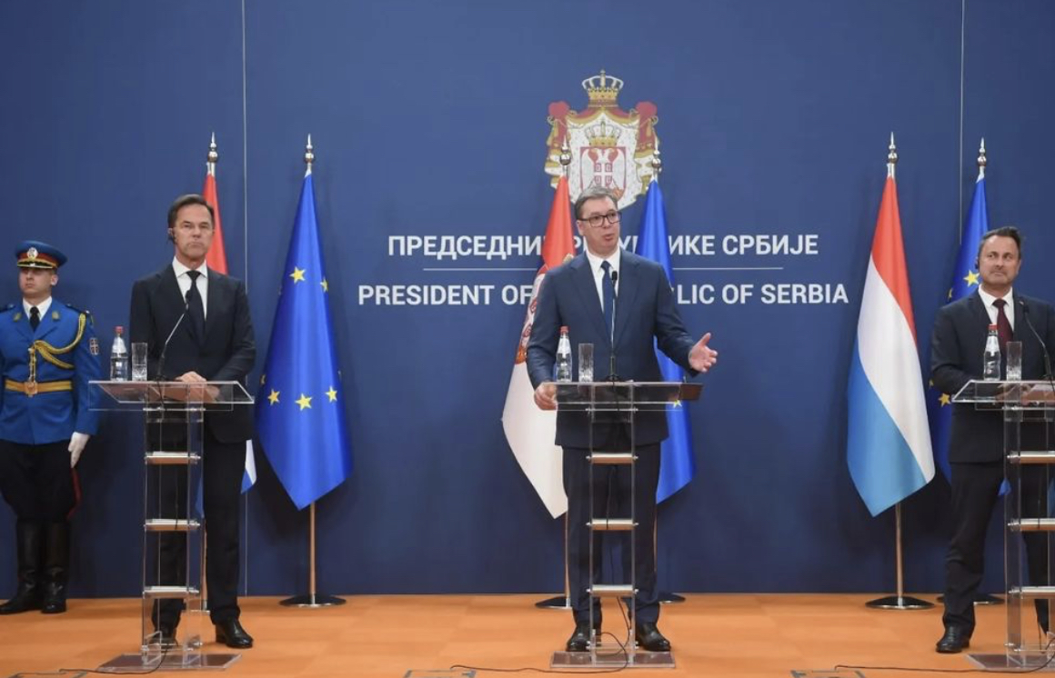 VUČIĆ NAKON SASTANKA SA RUTEOM I BETELOM: Imamo različite poglede po pitanju KiM! Pozicija Srbije je teška