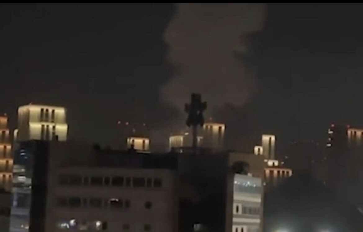 SNAŽNA EKSPLOZIJA U MOSKVI Rusko ministarstvo odbrane: Novi napad dronom, oštećena zgrada (VIDEO) 