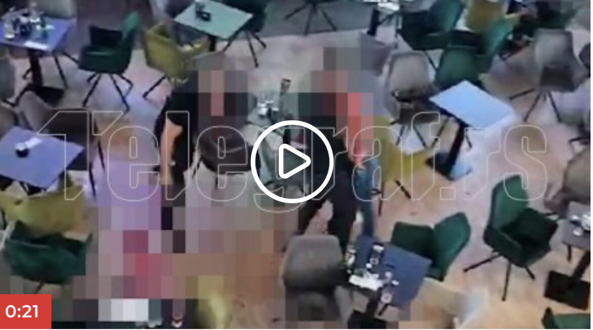 Uznemirujuće! Snimak iz kladionice u kojoj je izbila tuča: Krv na sve strane, momka iznose bez znakova života￼