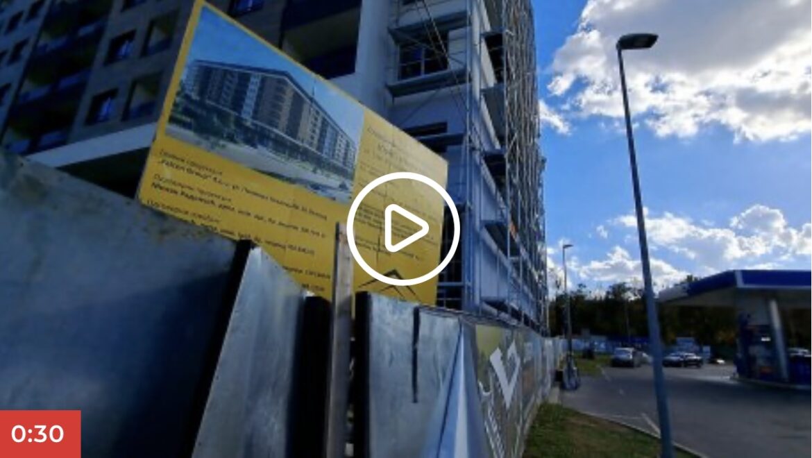U ovoj zgradi u Beogradu se otkačio lift: Povređeni otac i sin, istraga u toku