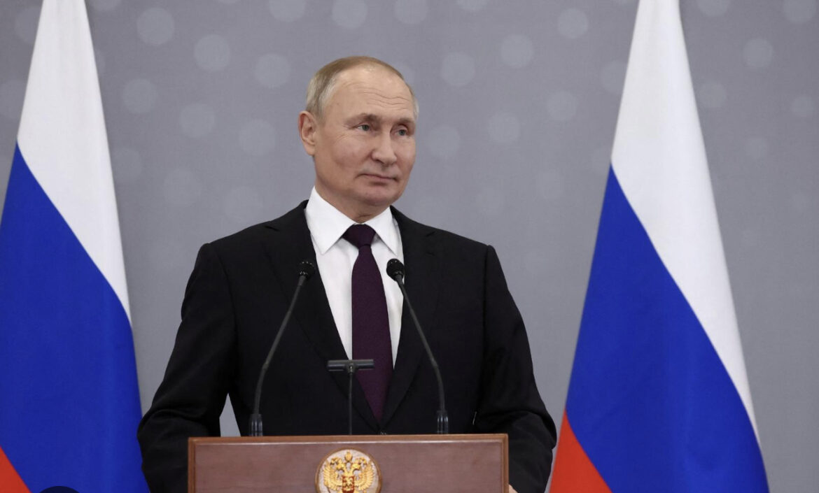 PUTIN: Interese Rusije nemoguće je obuzdati