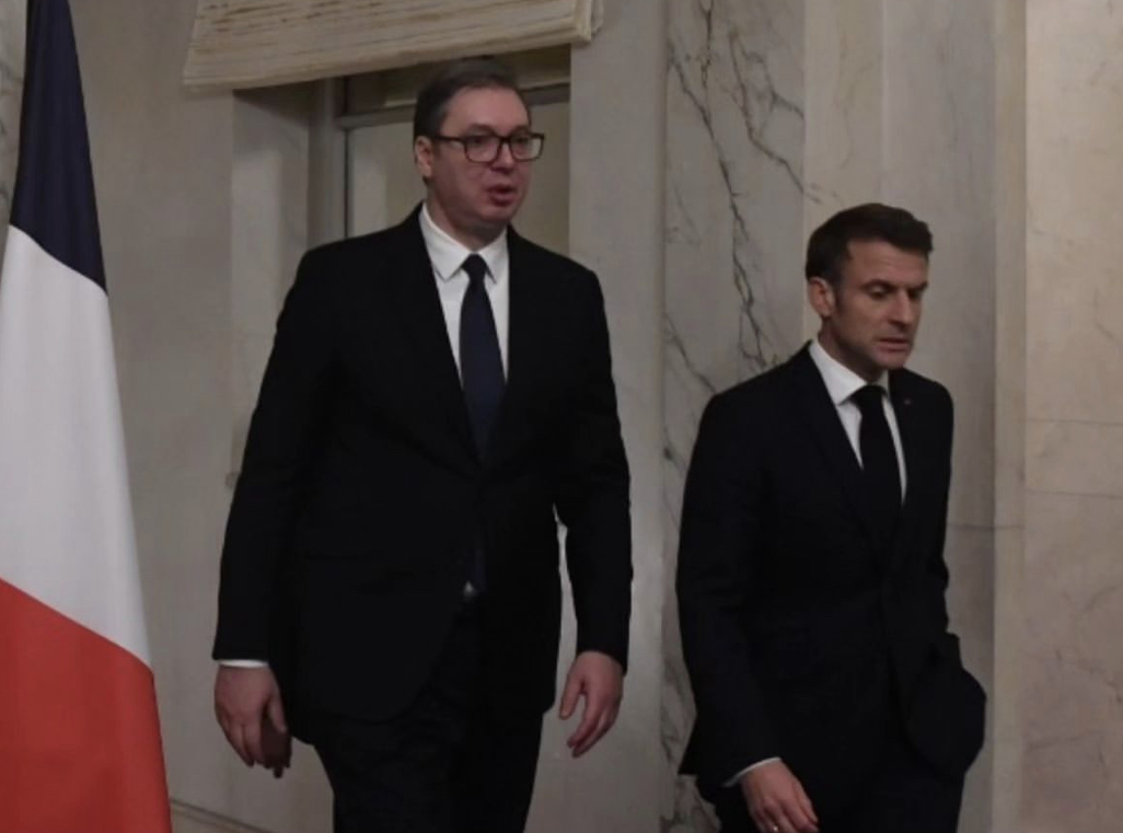 Vučić se oglaso nakon sastanka sa Makronom! Tema u Parizu bila je Srbija i situacija na KiM!