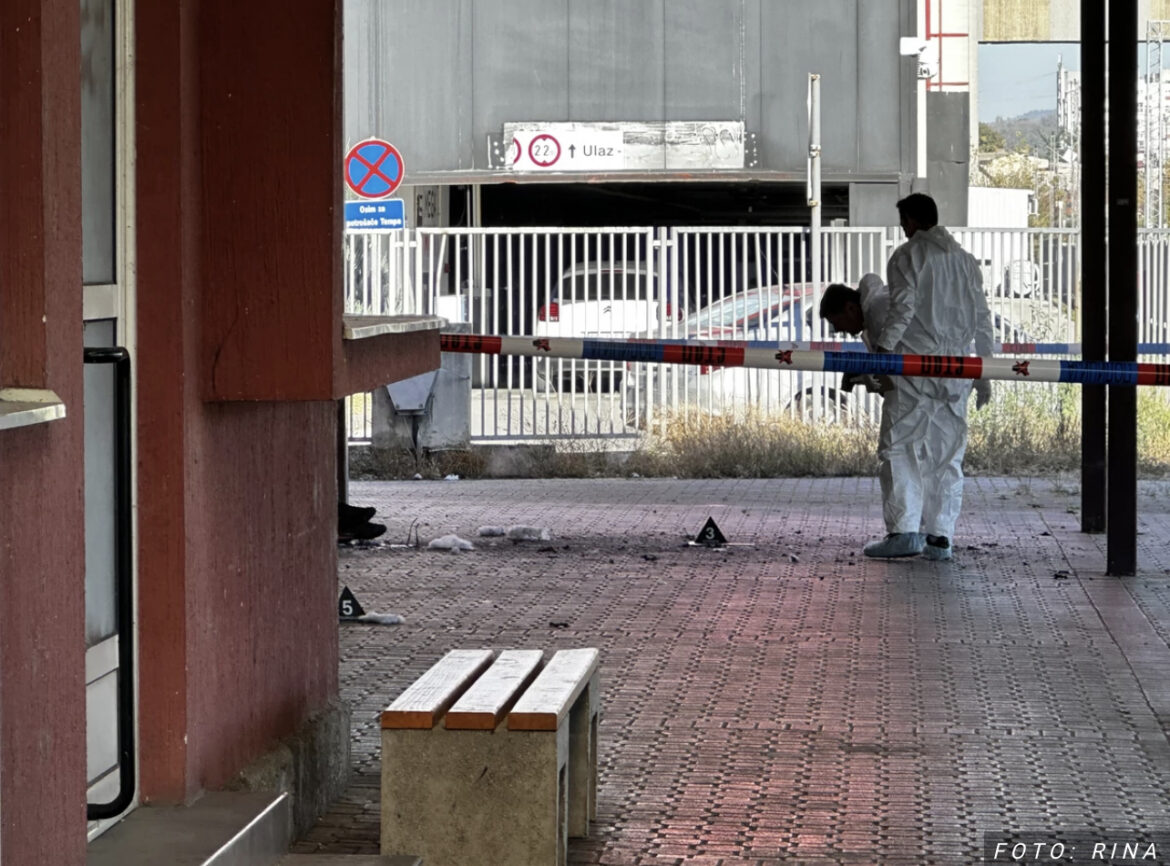 PRVE SLIKE SA MESTA TRAGEDIJE U ČAČKU Stravičan prozor na Železničkoj stanici, muškarac se razneo bombom! (FOTO)
