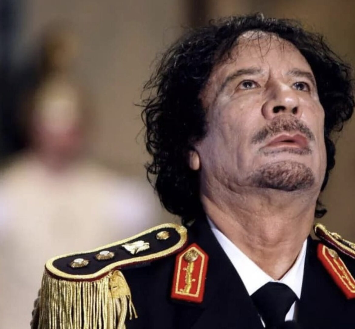 „NE OPIRI SE, MUAMER ĆE SADA DA TE RAZDEVIČI“ Soraju su sa 15 godina odveli u Gadafijev harem: „Potpuno go je REŽAO na mene“
