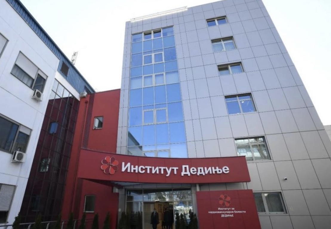REVO­LU­CI­O­NAR­NA ME­TO­DA PROF. DR NENADA ILIJEVSKOG SPASILA STOTINE ŽIVOTA Insti­tut „De­di­nje” obara rekorde u evropskim i svetskim razmerama