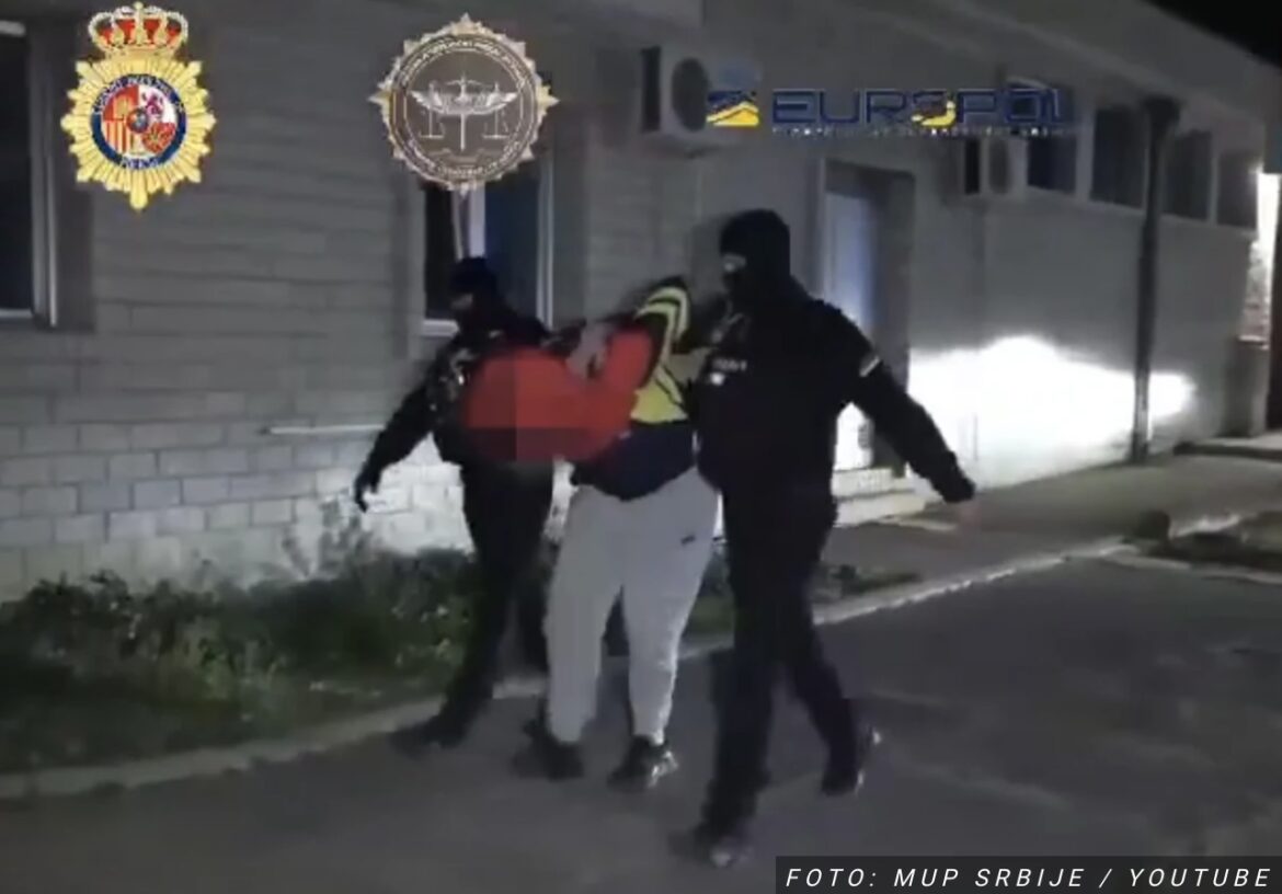 SNIMAK HAPŠENJA „KAVČANA“ Spektakularna akcija policije širom Evrope: Zvicerovi, Šarićevi i Belivukovi saradnici osumnjičeni za ubistva šefova „škaljaraca“(FOTO/VIDEO)