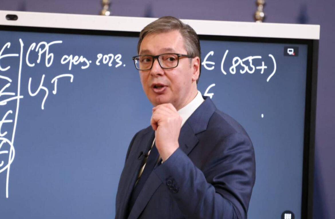 „SRBIJA U REGIONU PRVA PO VISINI PLATA“ Vučić: Očekujemo da prosečna plata u martu bude veća od 855 evra