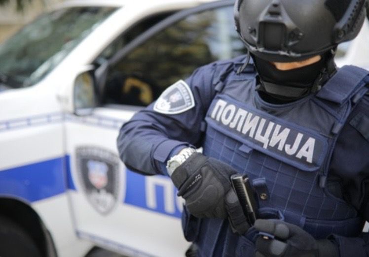Akcija policije u Goraždu: Hapšenje zbog veće količine droge, pronađena i municija 