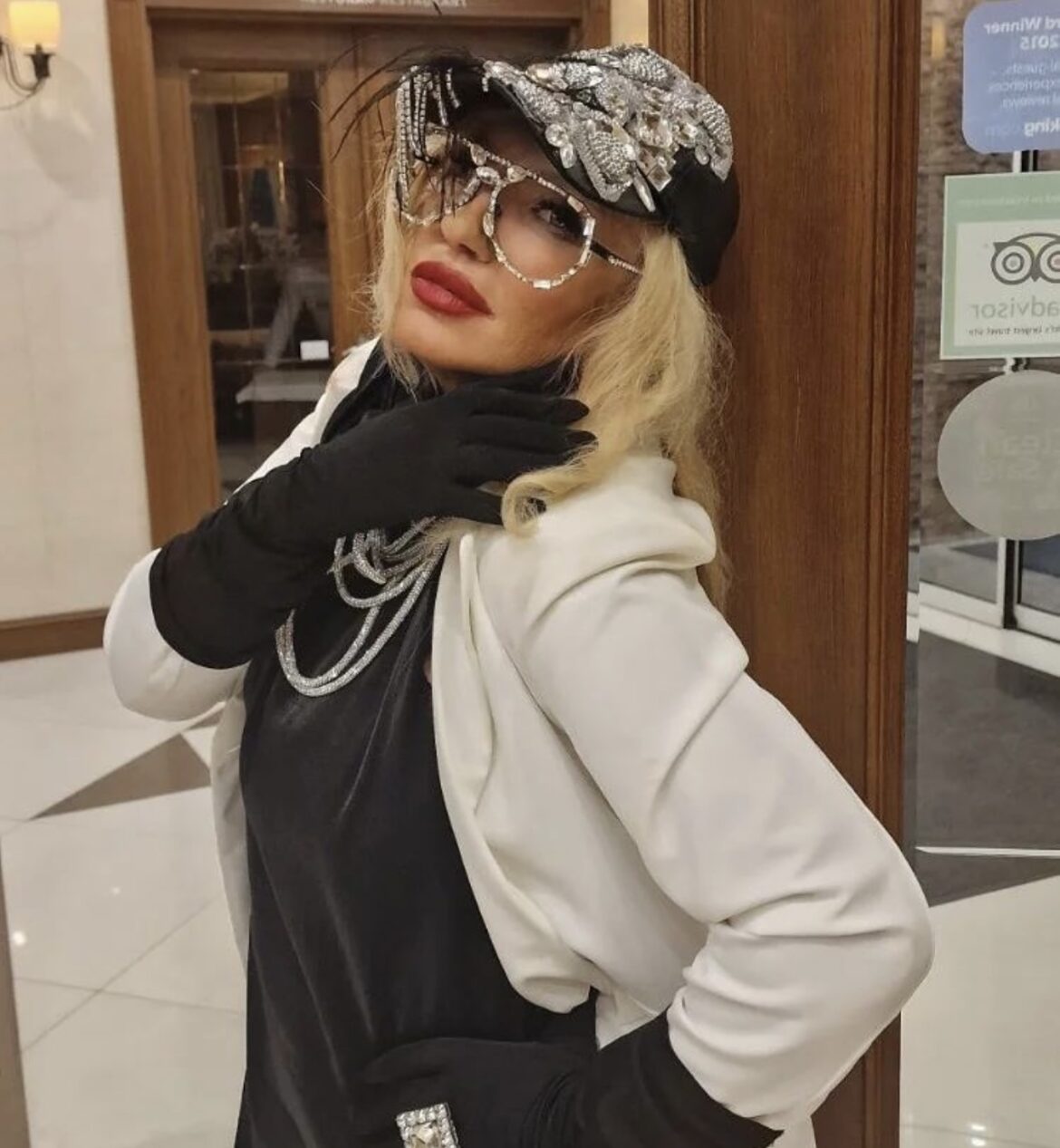 (VIDEO) HIT SNIMAK IZ TURSKE Erdoganov poraz slavili uz pesmu Nade Topčagić, oglasio se pevačicin muž: „To košta 100.000 dinara“