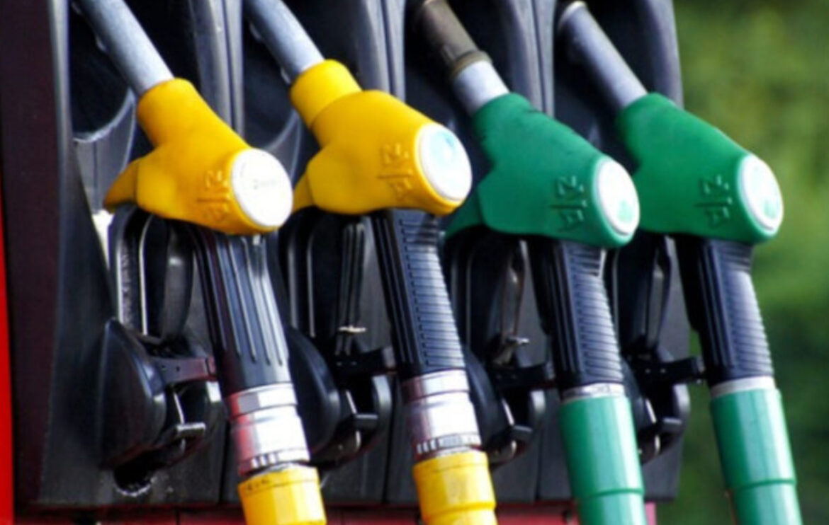 SAZNAJEMO: Objavljene nove cene goriva koje će važiti do sledećeg petka! DIZELU ISTA CENA, BENZIN POSKUPEO 