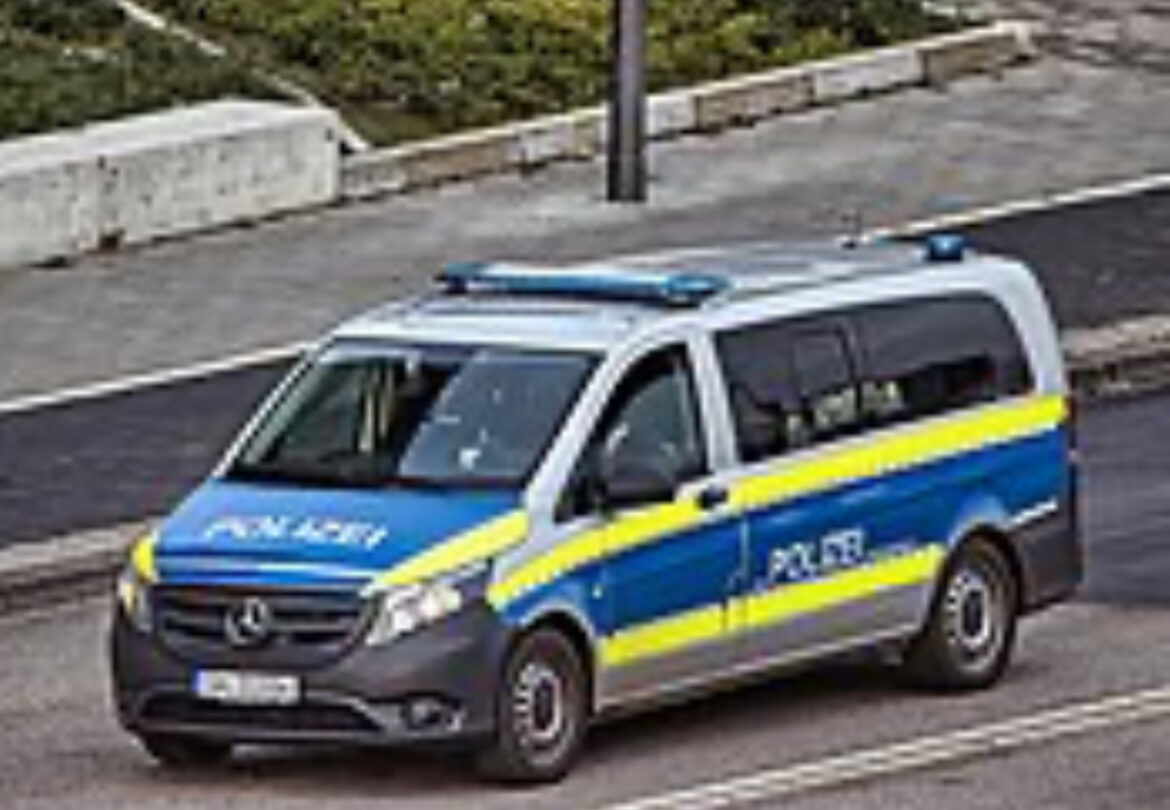 PREVRNUO SE AUTOBUS PUN DECE: Užas u Nemačkoj, povređeno najmanje 27 učenika, na mestu nesreće nekoliko vozila HITNE POMOĆI 