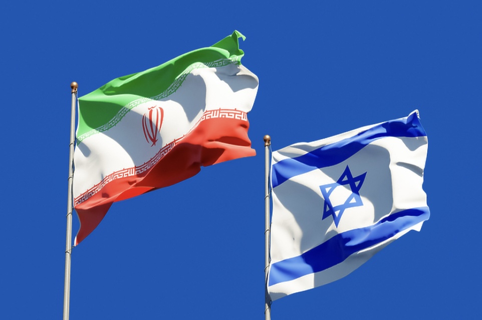 (UŽIVO) AMERIČKI LOVCI NA NEBU IZNAD IRAKA I JORDANA Iran pokrenuo napad na Izrael, Netanjahu: „SPREMNI SMO ZA SVAKI SCENARIO“ 